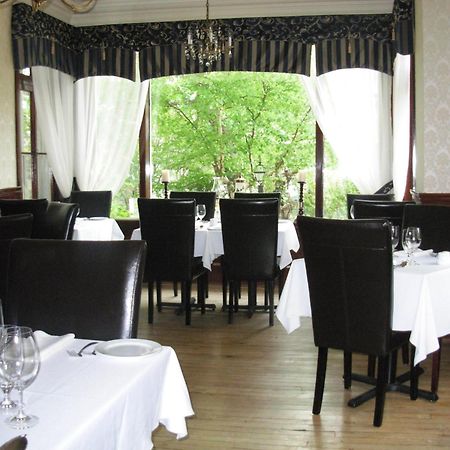 Chez Truchon Bistro-Auberge ラ・マルベー エクステリア 写真