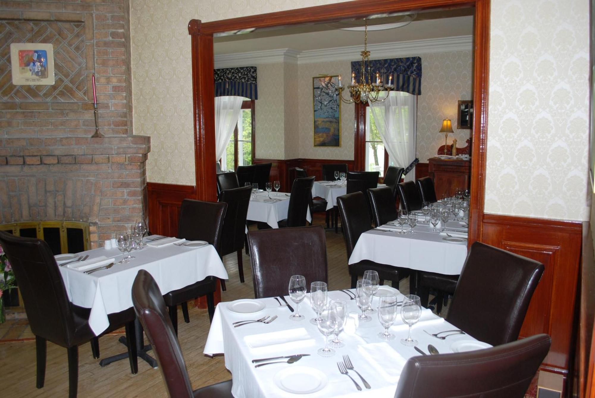 Chez Truchon Bistro-Auberge ラ・マルベー エクステリア 写真