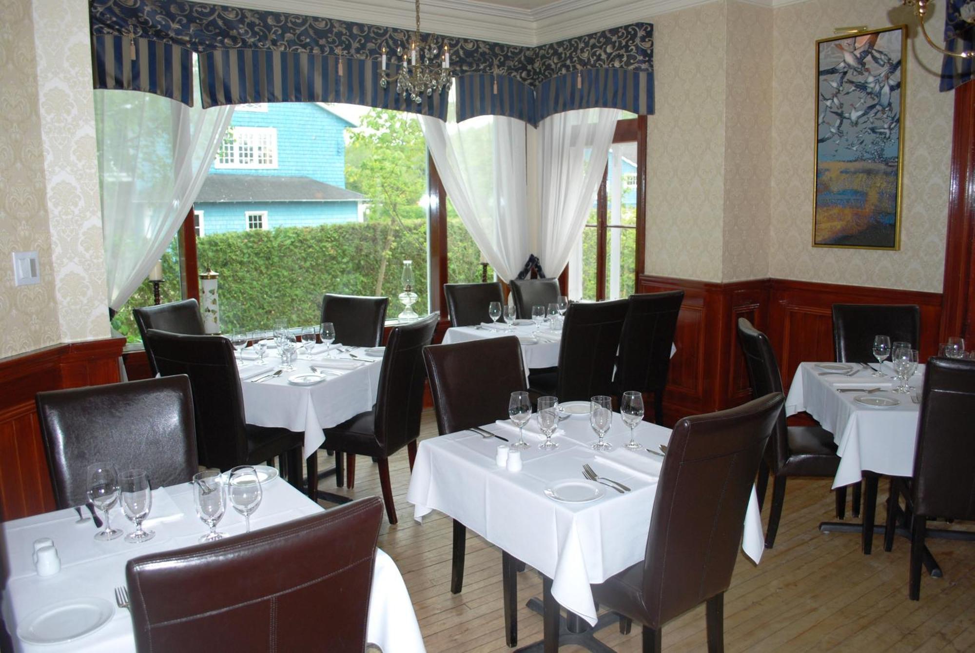 Chez Truchon Bistro-Auberge ラ・マルベー エクステリア 写真