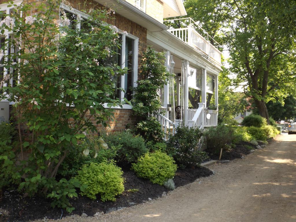 Chez Truchon Bistro-Auberge ラ・マルベー エクステリア 写真
